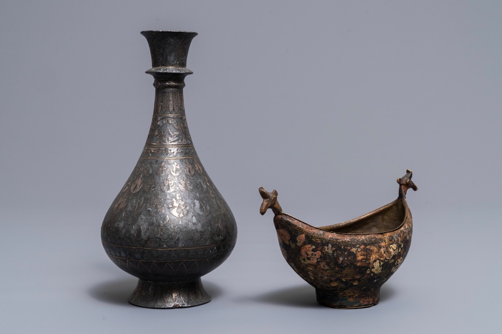 A lacquered brass 'kashkul' begging cup, Iran, and a bidriware vase, India, 18/19th C.