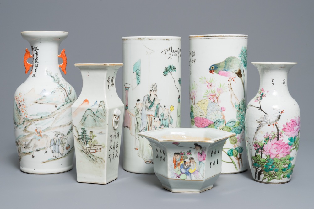 A collection of six Chinese qianjiang cai vases, 19/20th C.