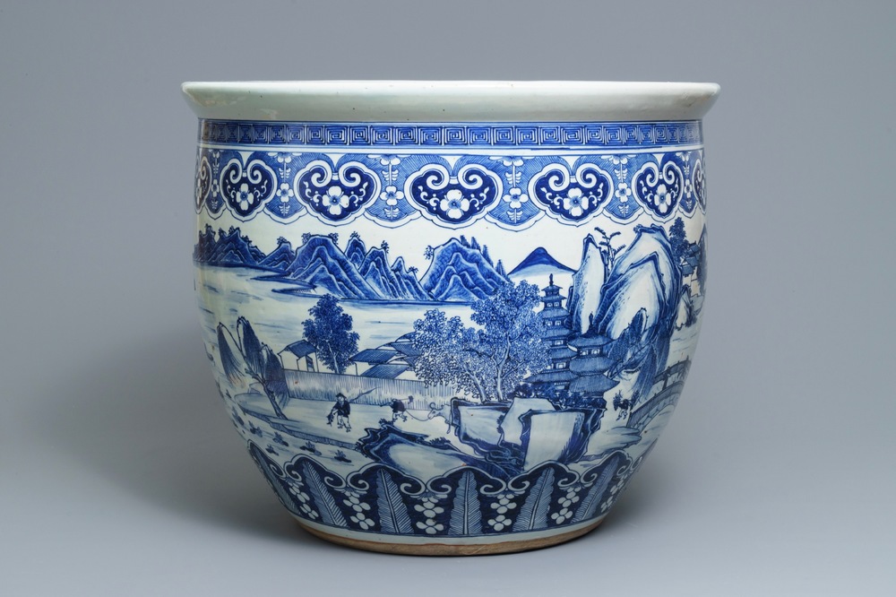 A massive Chinese blue and white fish bowl, 19th C.