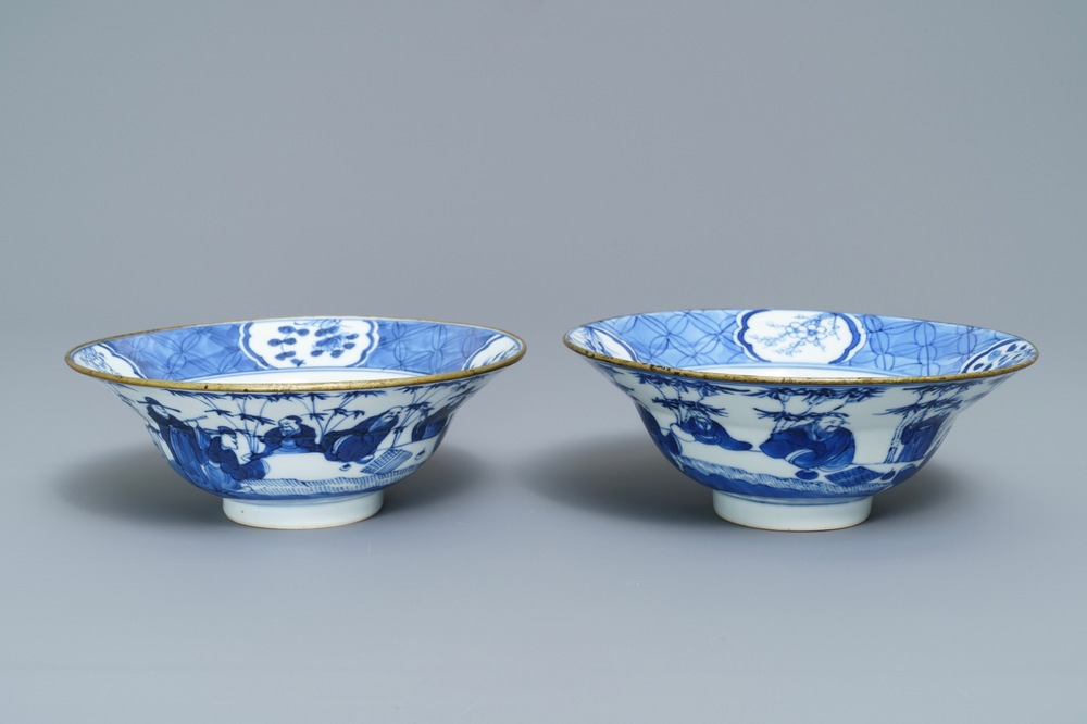 A pair of Chinese blue and white bowls, poss. for the Vietnamese market, Kangxi mark, 19th C.