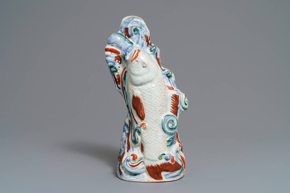 A Japanese Arita wall vase in the shape of a carp, Edo, 18th C.
