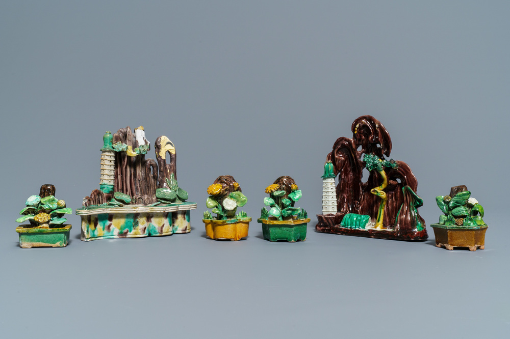A collection of Chinese verte biscuit sculptural groups, Kangxi