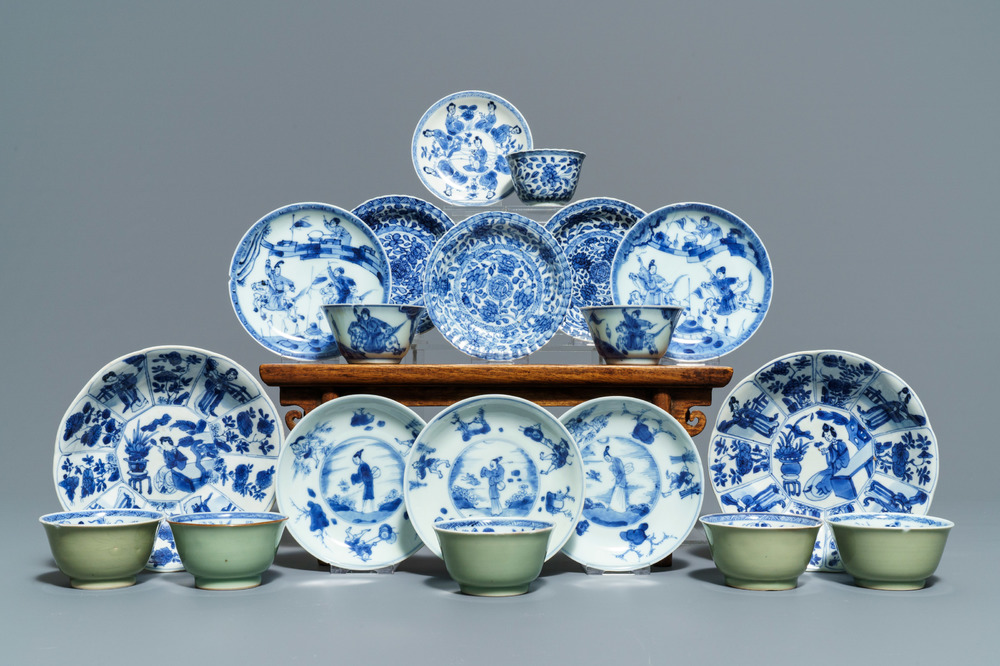 Een gevarieerde collectie Chinees blauwwit porselein, Kangxi