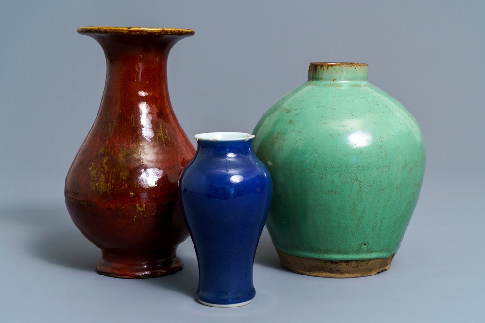 Three Chinese monochrome vases incl. a Yixing stoneware example, 19/20th C.