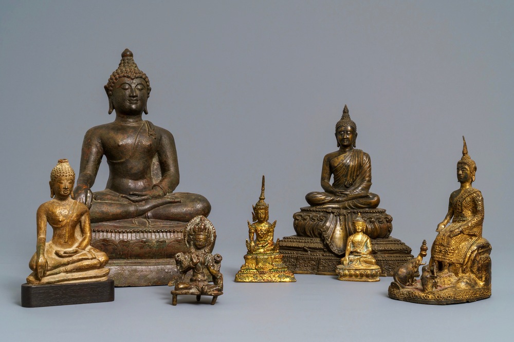 Zeven bronzen figuren van Boeddha, China, Thailand, Nepal en Tibet, 18e eeuw en later