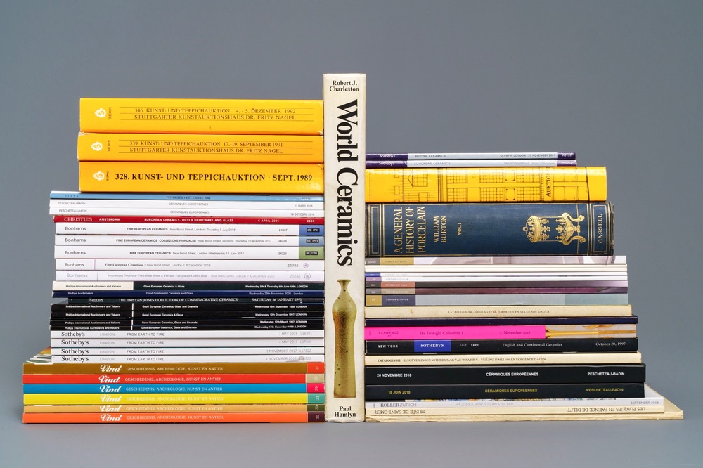 52 books, magazines and auction catalogues on mostly European ceramics