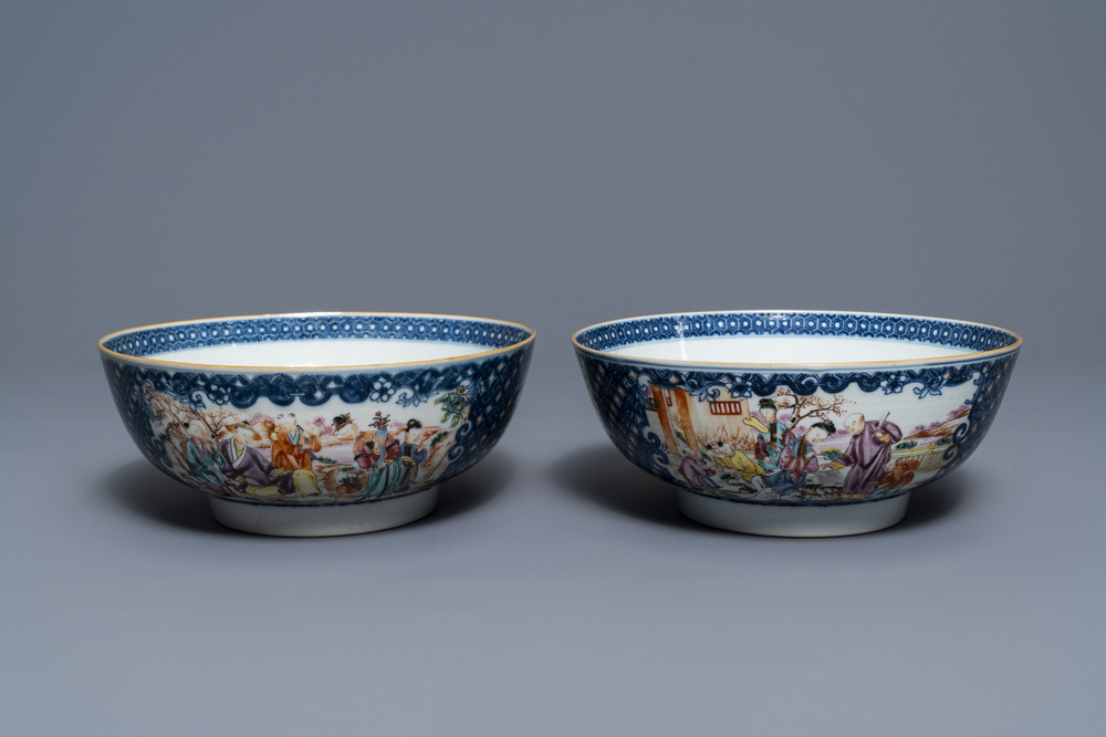 A pair of Chinese famille rose 'mandarin' bowls, Qianlong