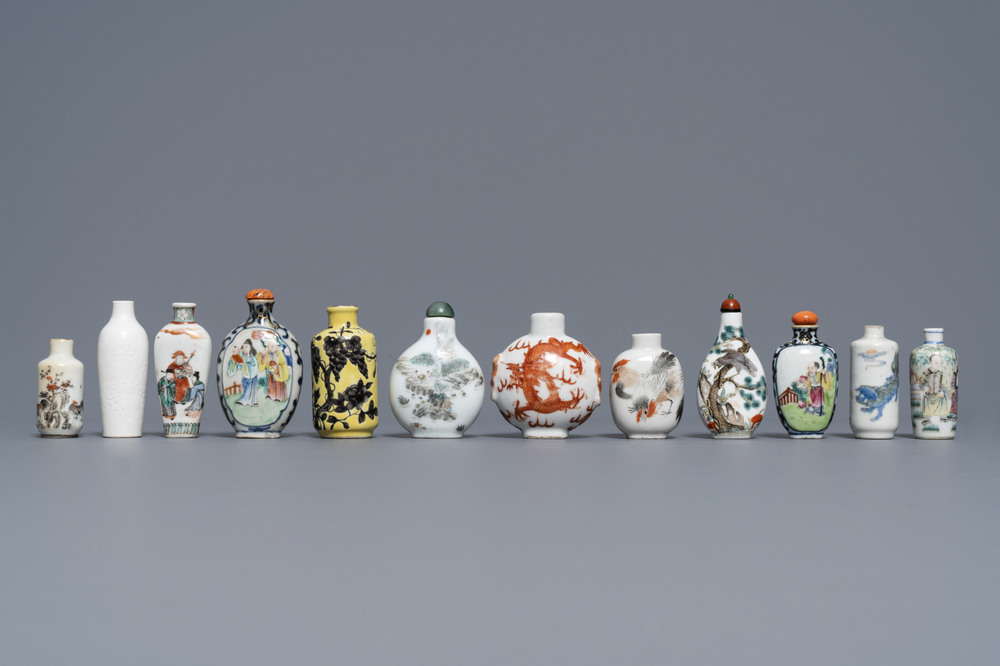 Twelve Chinese famille rose and verte porcelain snuff bottles, 19/20th C.