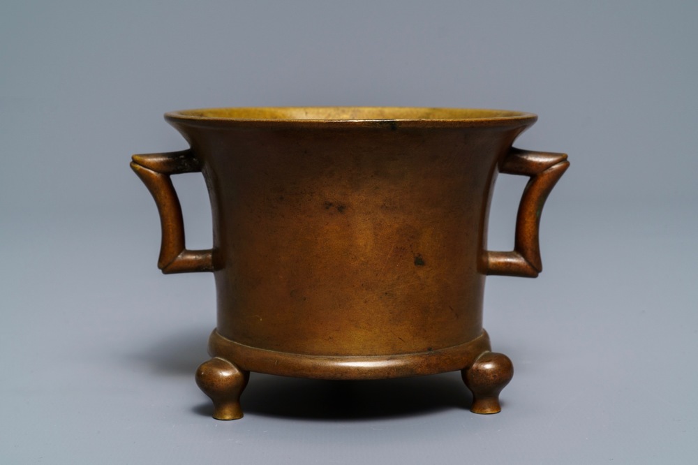 A Chinese bronze tripod censer, Xuande mark, 17/18th C.