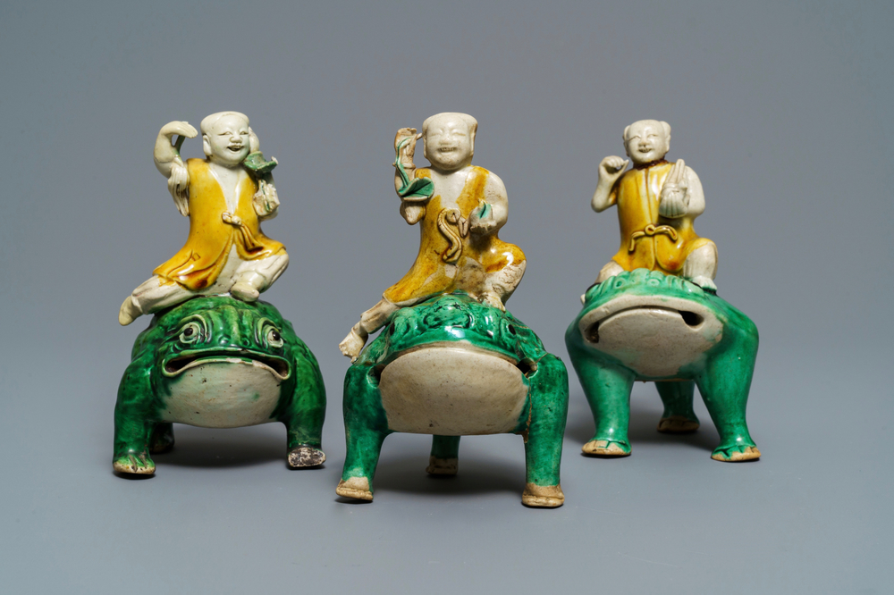 Three Chinese verte biscuit groups of Liu Hai on the toad, Kangxi