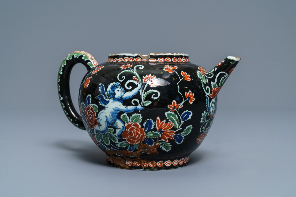 A rare black Dutch Delft teapot, early 18th C.