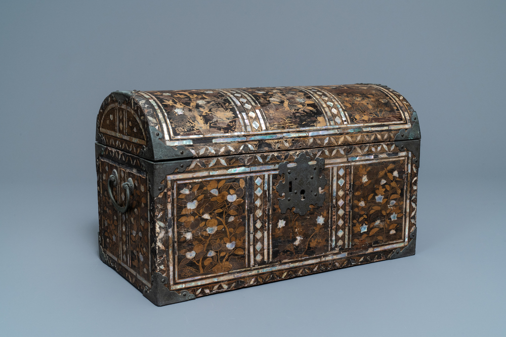 A Japanese gilt-lacquered mother-of-pearl inlaid Namban coffer for the Portuguese market, Edo, 17th C.