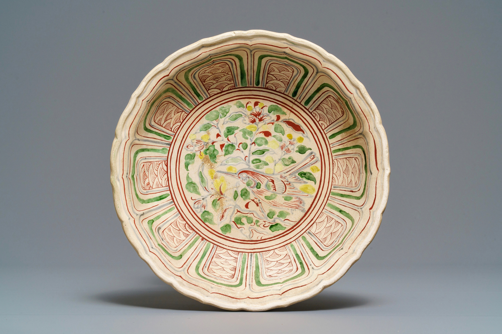 An Annamese polychrome dish with a bird among foliage, Vietnam, 15/16th C.