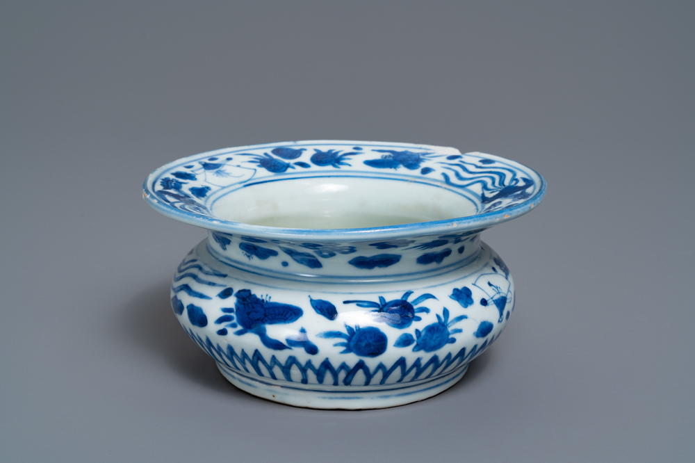 A Chinese blue and white spittoon or slops jar, zha dou, Ming