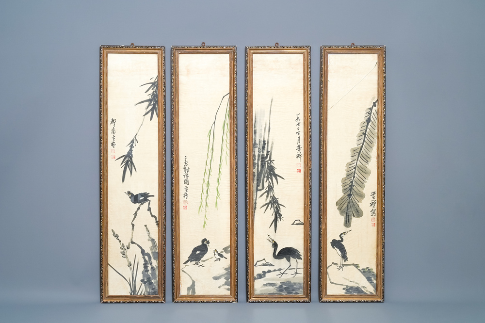Chinese school, gesign. Li Kuchan (1899-1983), inkt en kleur op papier, gedat. 1972: vier panelen met vogels op rotsen