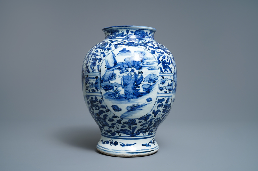 A Chinese blue and white vase with figural design, Wanli