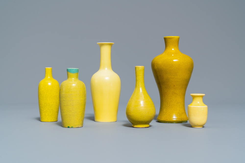 Six Chinese monochrome yellow vases, 19/20th C.