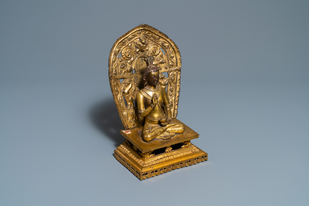 Une figure du Bouddha en bronze dor&eacute;, Sino-Tibet, 17/18&egrave;me