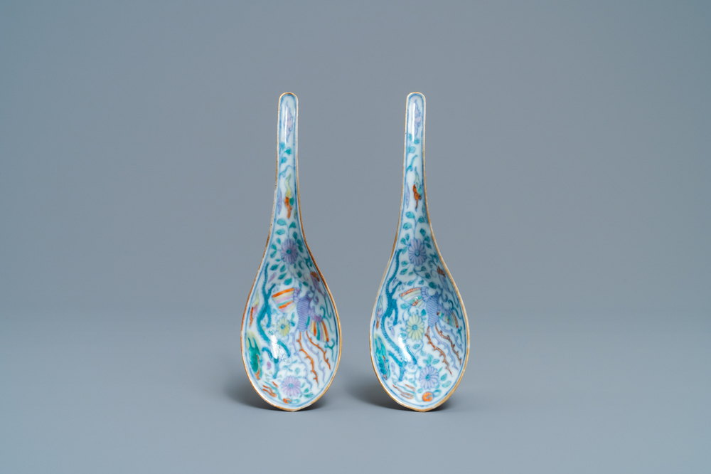 A pair of Chinese doucai 'dragon and phoenix' spoons, Chenghua mark, 19th C.