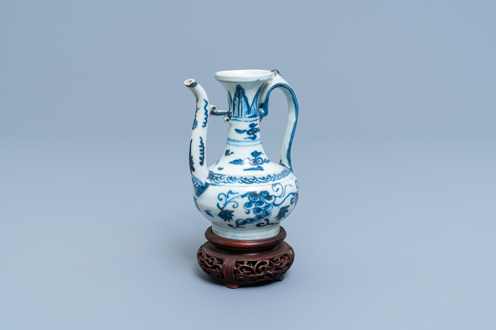 A Chinese blue and white 'grapevine' ewer, Ming