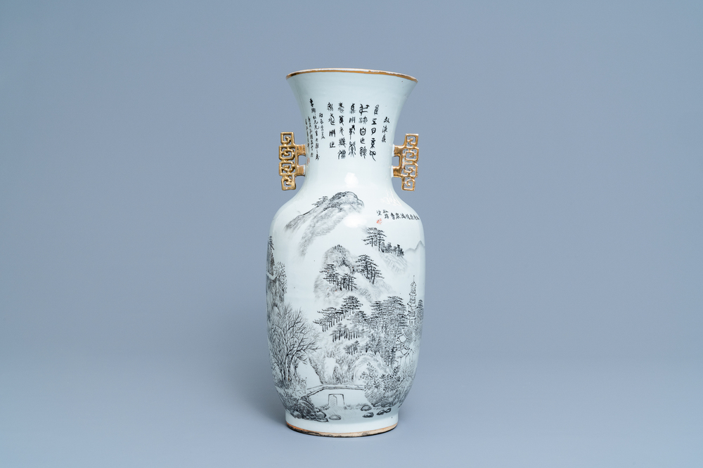 Un vase en porcelaine de Chine qianjiang cai &agrave; d&eacute;cor d'un paysage, 19/20&egrave;me