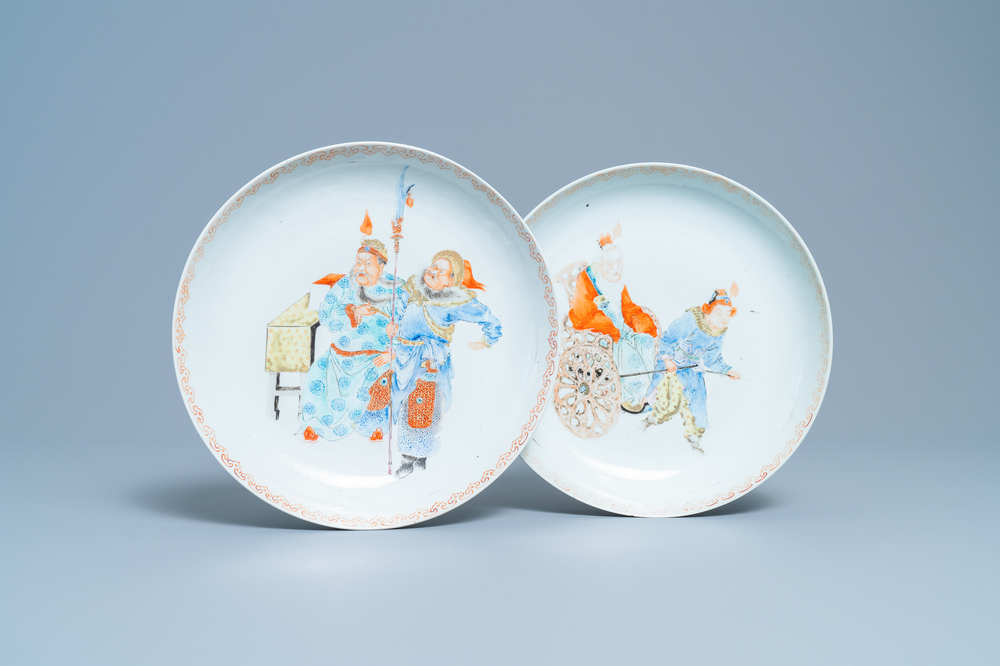Twee polychrome Chinese Canton schotels, 19e eeuw