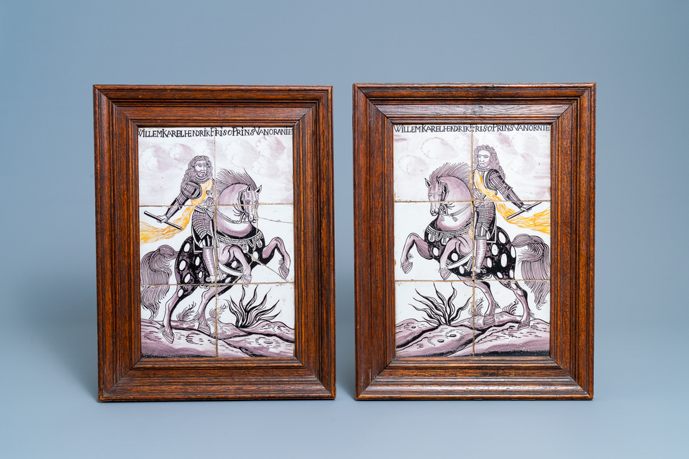 Une paire de tableaux de carreaux en fa&iuml;ence de Delft figurant Guillaume III d'Orange-Nassau sur son cheval, 18&egrave;me