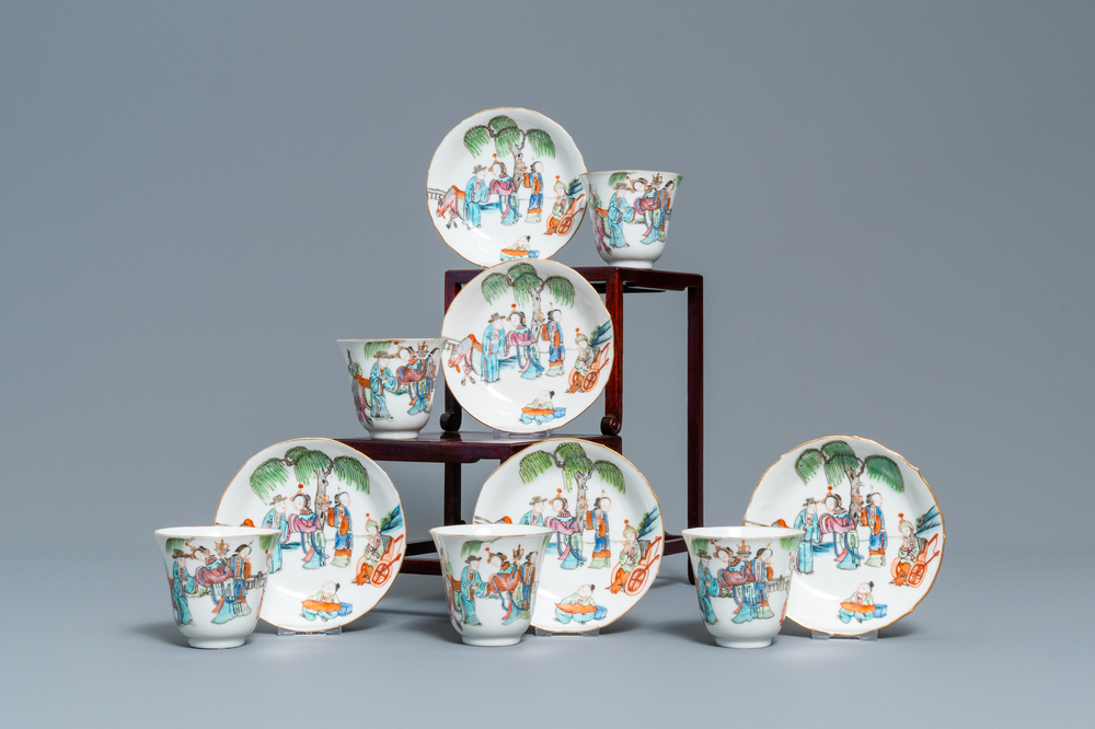 Cinq tasses et soucoupes en porcelaine de Chine famille rose, marque et &eacute;poque de Tongzhi