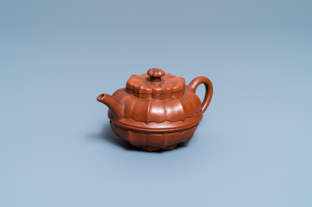 A Chinese Yixing stoneware teapot and cover, Kangxi