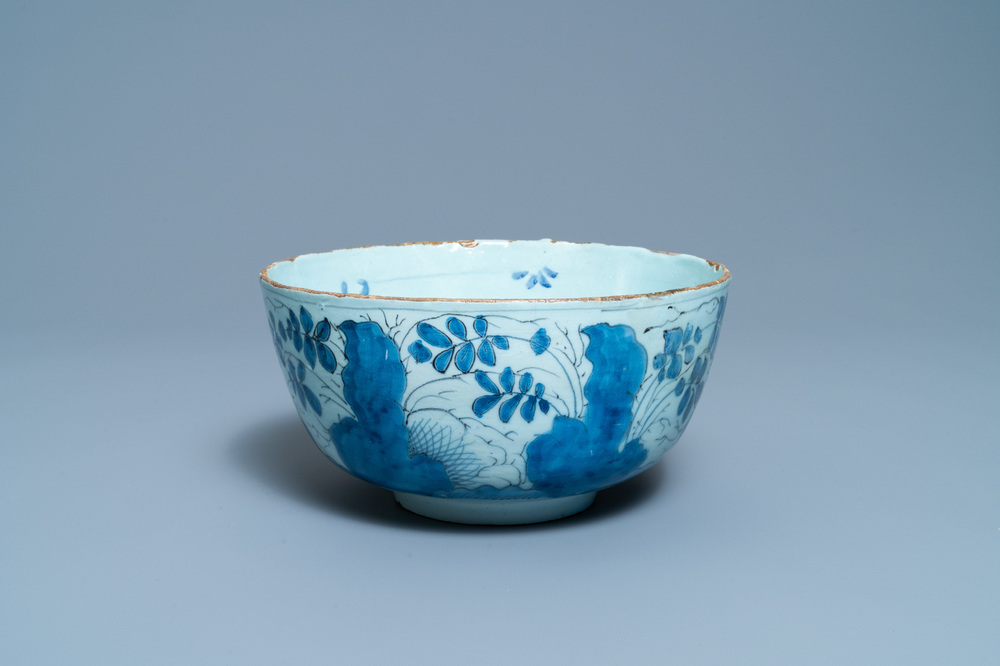 A blue and white English Delftware bowl dated 1684