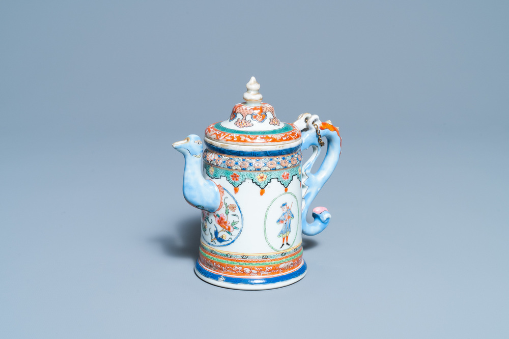 Une th&eacute;i&egrave;re couverte en porcelaine de Chine famille rose &agrave; d&eacute;cor d'europ&eacute;ens, Qianlong