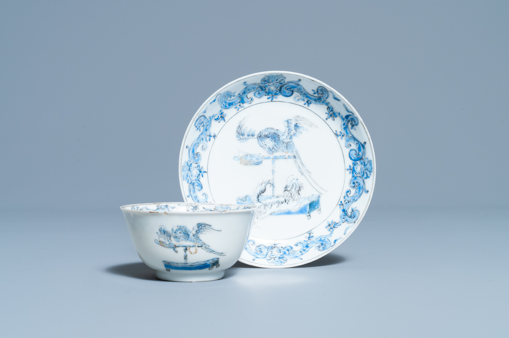 Une tasse et soucoupe en porcelaine de Chine en bleu et blanc &agrave; d&eacute;cor d'apr&egrave;s Cornelis Pronk, Yongzheng/Qianlong