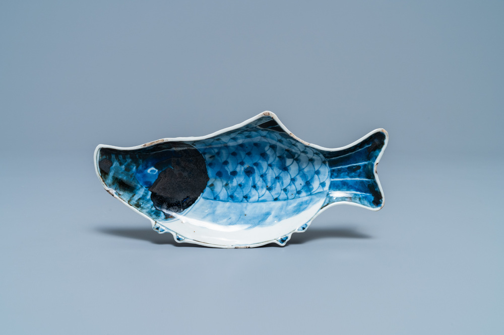 A Chinese blue and white ko-sometsuke 'carp' dish for the Japanese market, Tianqi