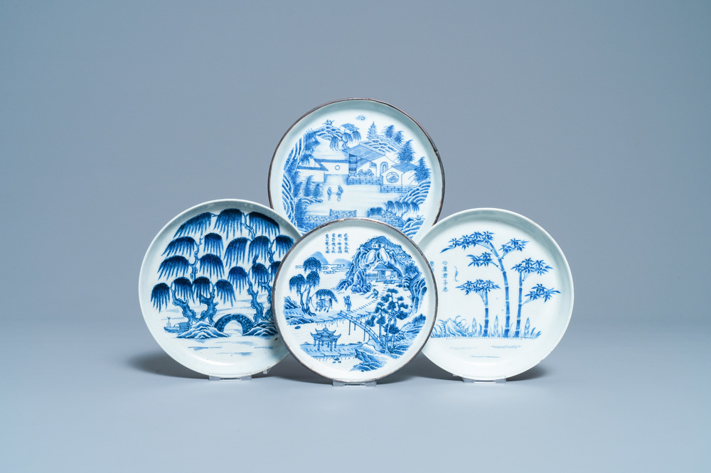 Quatre assiettes en porcelaine de Chine 'Bleu de Hue' pour le Vietnam, 19&egrave;me
