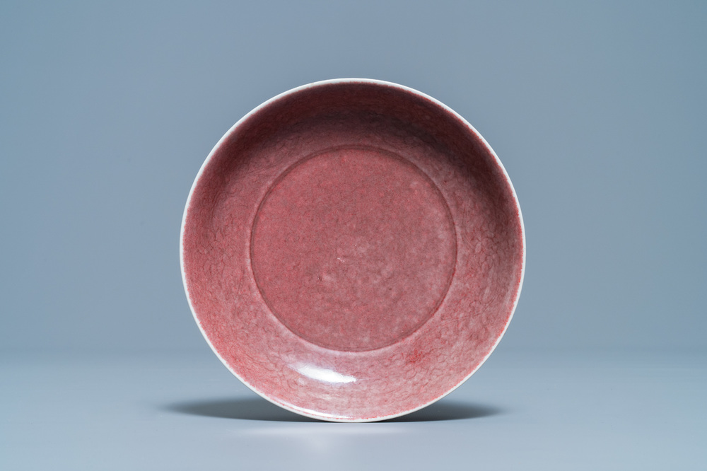 A Chinese monochrome liver red plate, Xuande mark, 19/20th C.