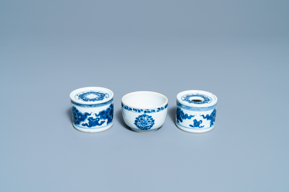 Two Chinese blue and white pounce pots and a bowl, Kangxi