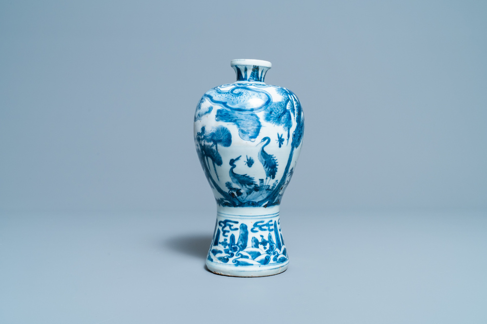 A Chinese blue and white 'meiping' vase with cranes, Wanli