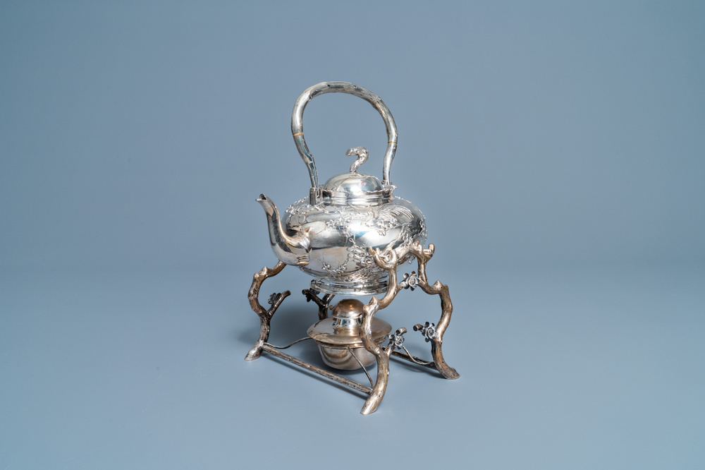 A Chinese silver teapot on stand, Luen Wo, Shanghai, 19th C.