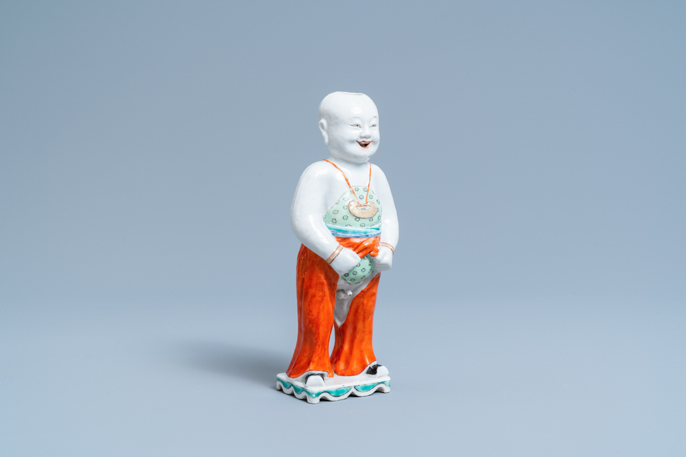 A Chinese famille verte water dropper modelled as a peeing boy, Qianlong