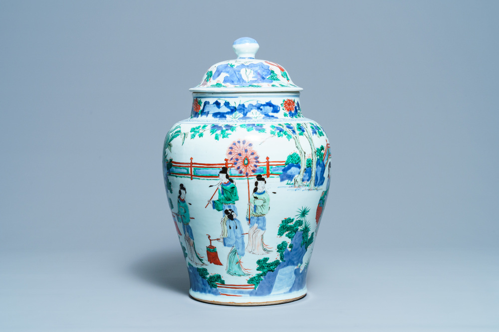 A large Chinese wucai vase and cover, Transitional period
