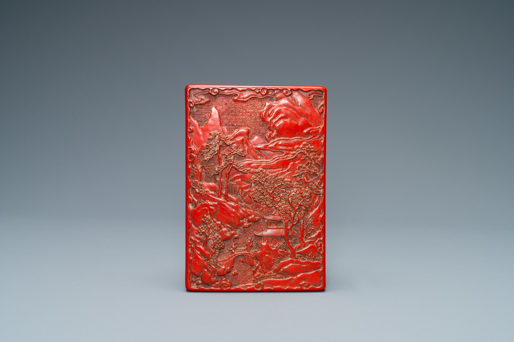 A Chinese rectangular cinnabar lacquer box and cover, 19/20th C.