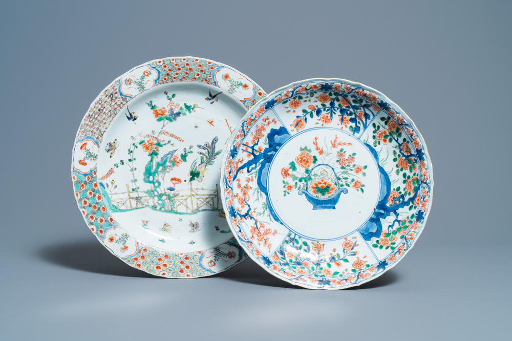 Deux plats en porcelaine de Chine famille verte, Kangxi