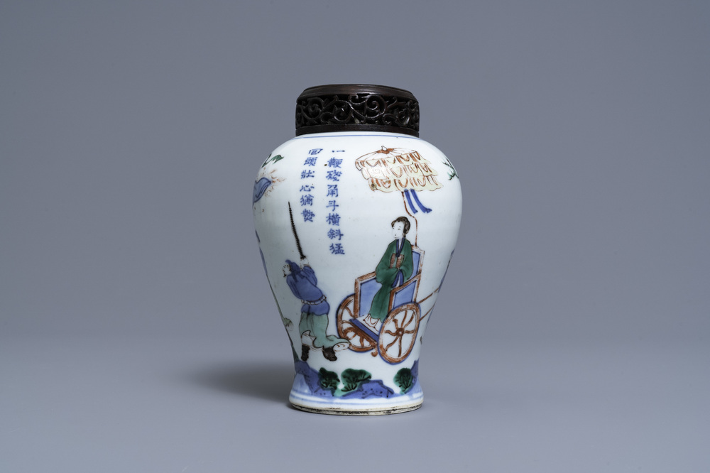 A Chinese wucai 'Hongfu' vase, Transitional period