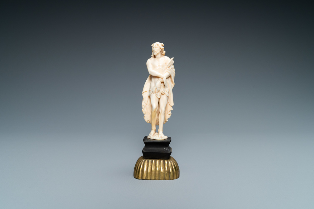 Een ivoren figuur van Christus, 'Ecce Homo', Dieppe, Frankrijk, 18e eeuw