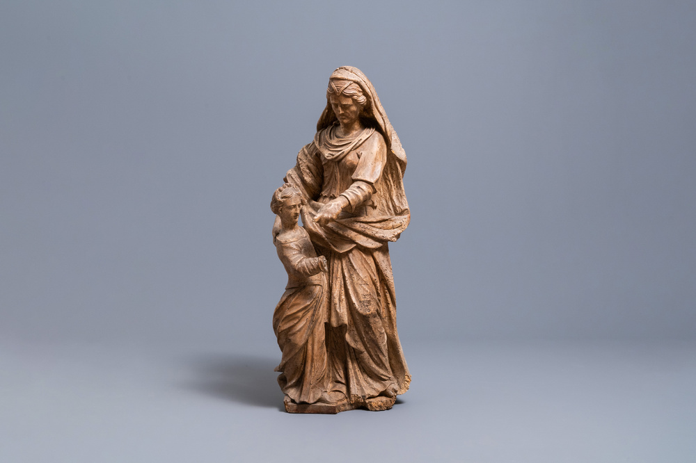 Un groupe figurant 'L'&eacute;ducation de la Vierge par Sainte Anne' en tilleul sculpt&eacute;, fin du 16&egrave;me