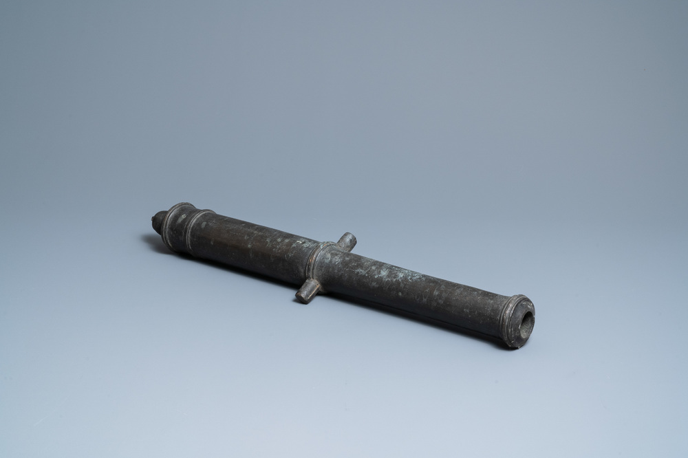 A Chinese inscribed bronze cannon, 19th C.