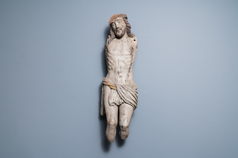 Een grote gepolychromeerde eikenhouten figuur van Christus, 1e helft 16e eeuw