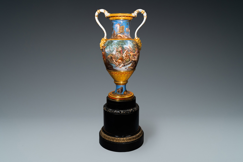 Un important vase en porcelaine de Meissen à sujet mythologique de 'Diane et Actéon', 2ème moitié du 19ème