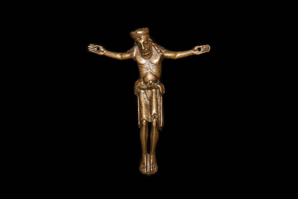 Une statue de Christ en bronze dor&eacute;, Souabe, Allemagne, 12&egrave;me