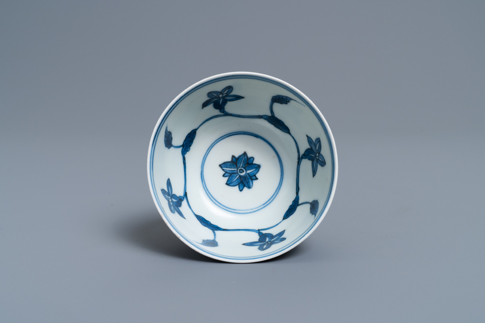 A Chinese blue and white 'palace' bowl, Kangxi
